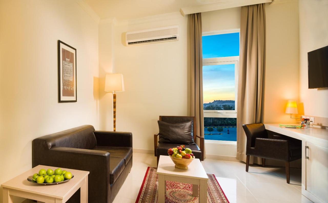 City Hotel Duqm Exterior foto